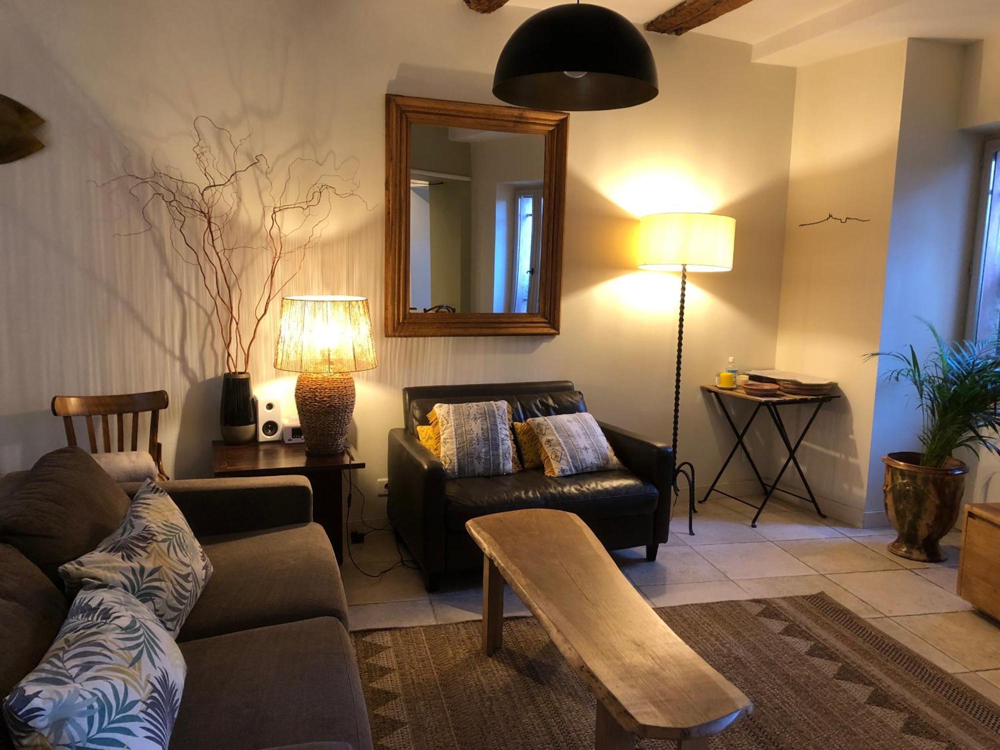 Sous Le Clocher Apartamento Marsella