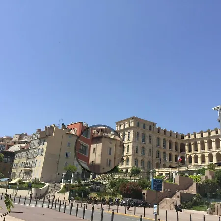 Sous le Clocher Marseille Extérieur photo
