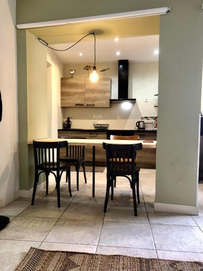 Sous Le Clocher Apartment